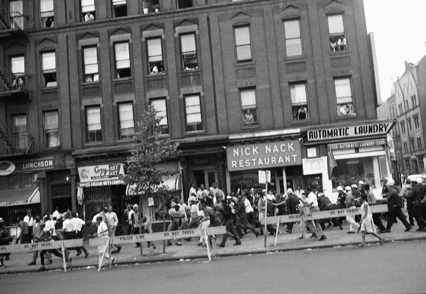1964: Harlem